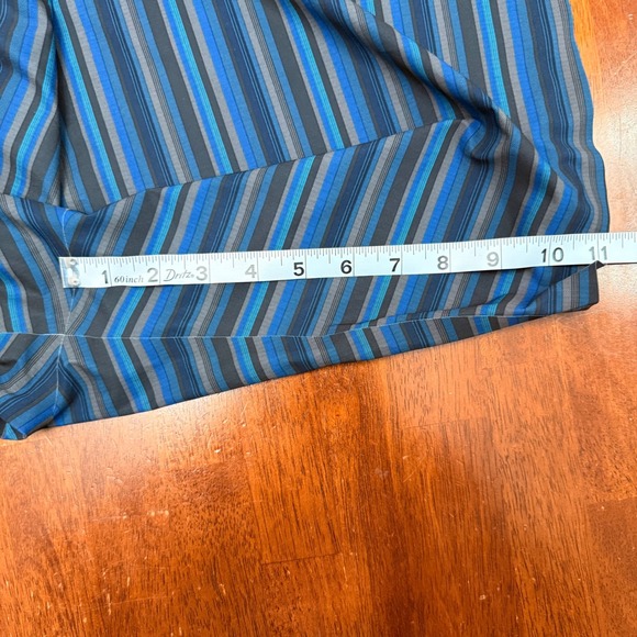 Lululemon Mens Board Shorts Striped Size 38 Blue Gray Athletic Swim - Picture 8 of 9